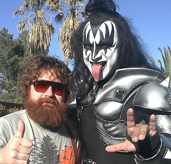 Imitador de Alan y Gene Simmons