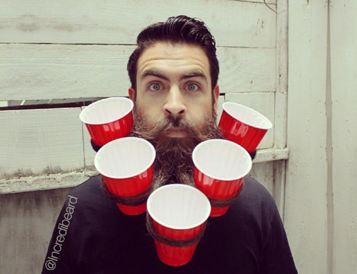 Incredibeard Portavasos