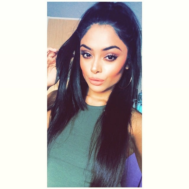 Afshan Azad green dress beautiful hair