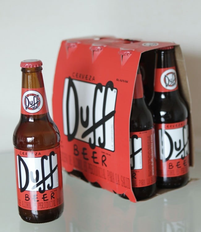 Sale oficialmente a la venta la cerveza Duff