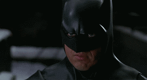 Video prueba que Batman ha provocado en total 45 muertes gif batman riendo