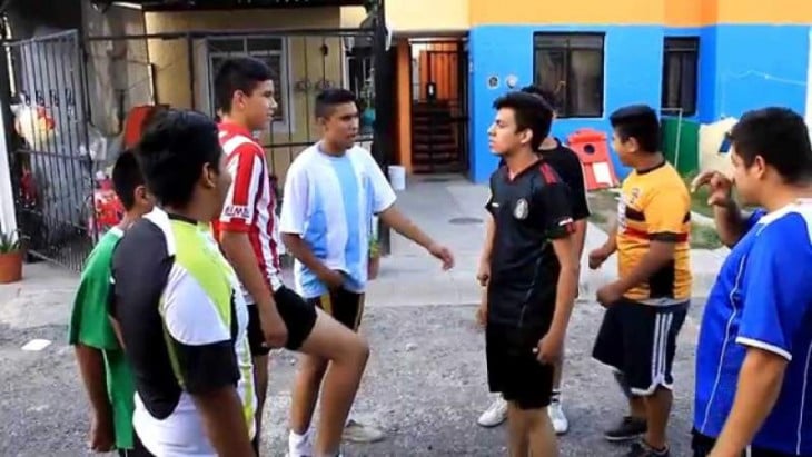 Las 25 reglas del futbol callejero