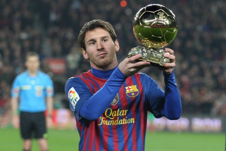 Leo Messi con balón de oro