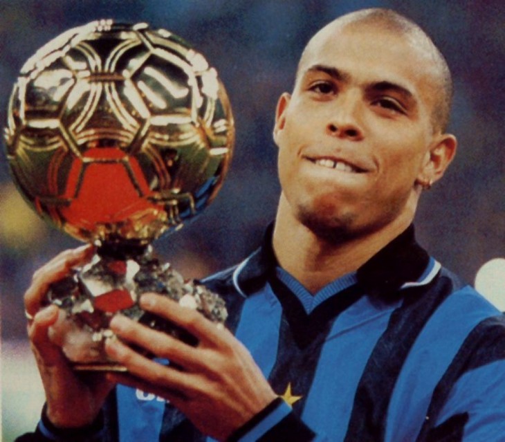 Ronaldo con balón de oro