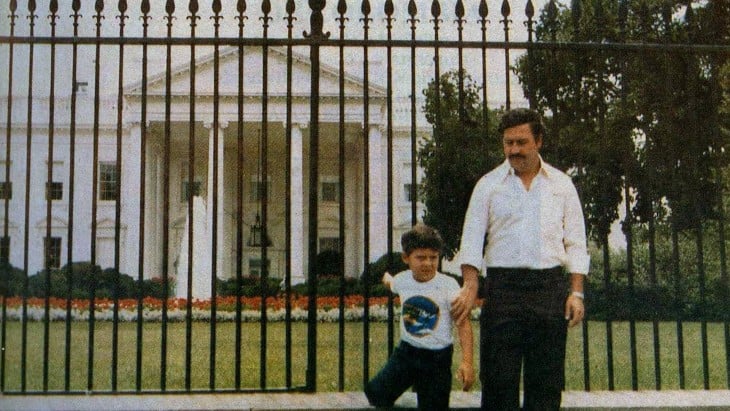 Pablo escobar y su hijo en casa blanca