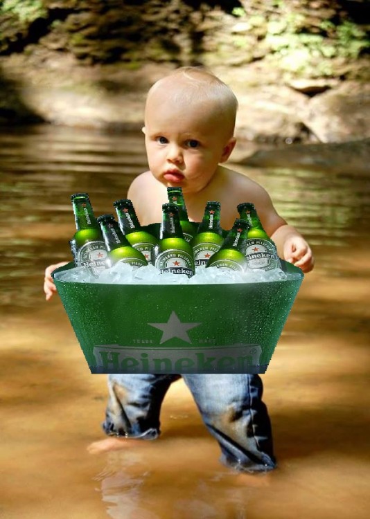 Photoshopean a bebé, con cervezas