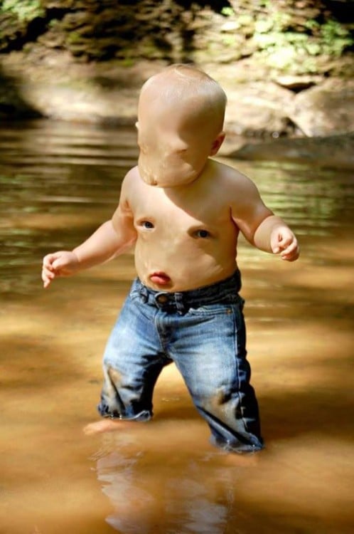 Photoshopean a bebé, rostro estómago