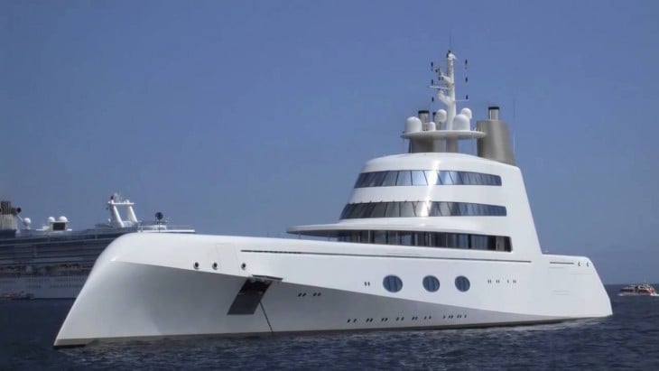 yate Superyacht A