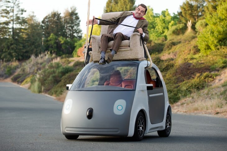 photosopean a mr bean coche futurista