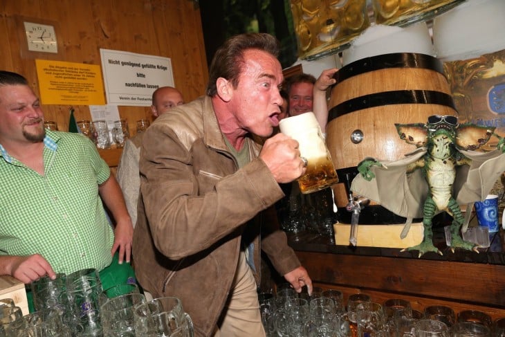 Arnold Schwarzenegger estuvo en el Oktoberfest e ¡Internet lo Trolleo! (21)