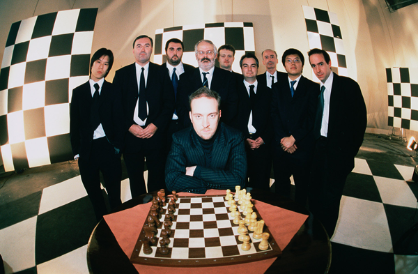 Derren Brown y los maestros del ajedrez