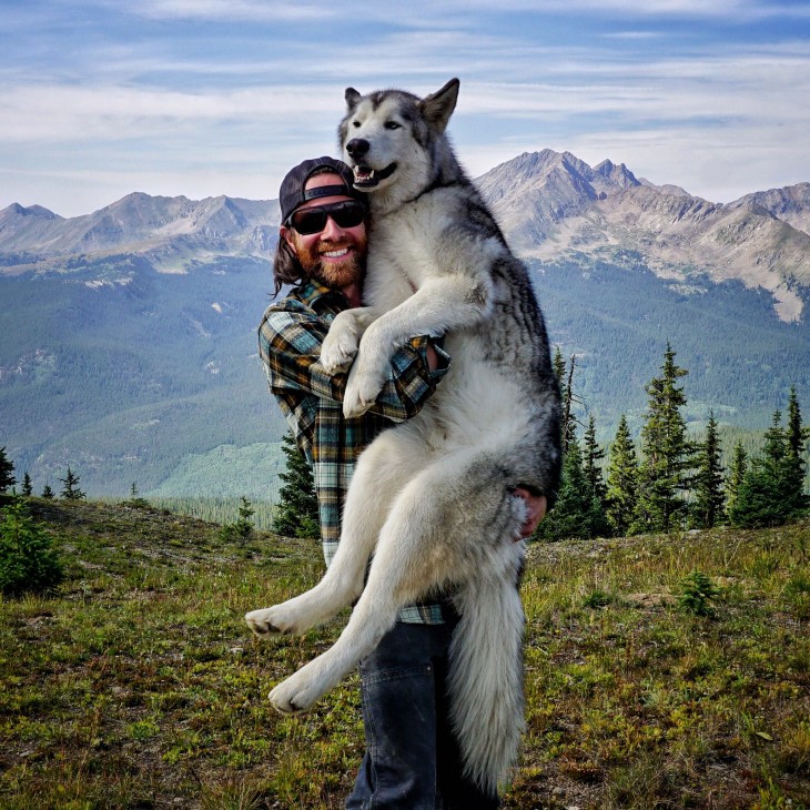 Kelly y Loki, dos viajeros empedernidos