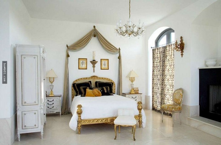 Habitación blanca y dorado