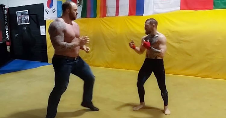 Conor Mcgregor Pelea con 'The Mountain' de Game of Thrones