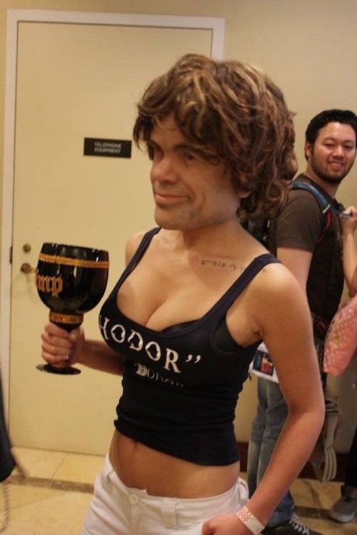 Mujer con rostro de Tyrion Lannister