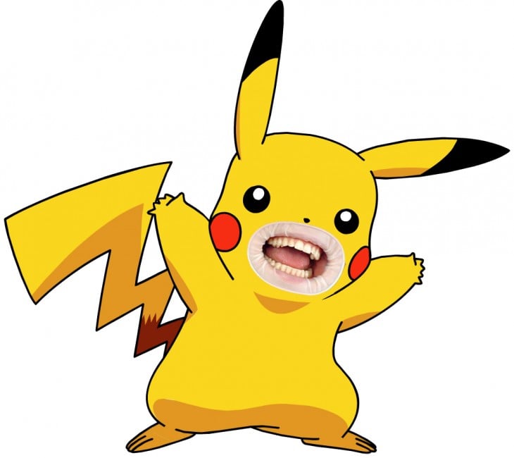 Pikachu con boca humana