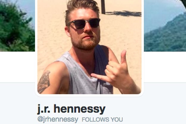 Perfil de Twitter de JR Hennessy