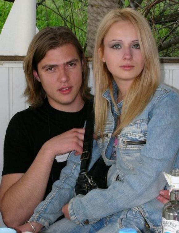 la barbie humana y su novio