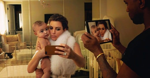 Le ofrecen a Kim Kardashian y Kanye West más de 2 millones de dólares por una foto de su hijo