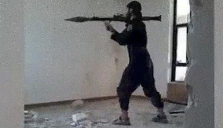 Soldado de ISIS con una bazuca