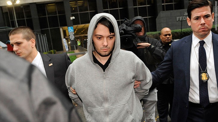 El FBI arresta a Martin Shkreli, lo acusa de fraude