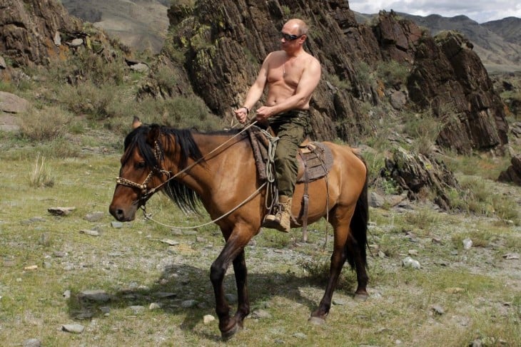 Vladimir Putin en caballo