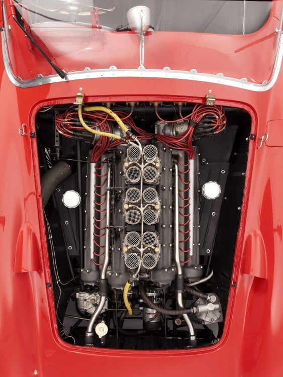 Motor Ferrari 335 S Spider Scaglietti