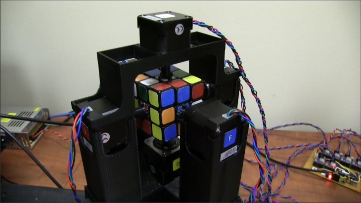 robot rubik