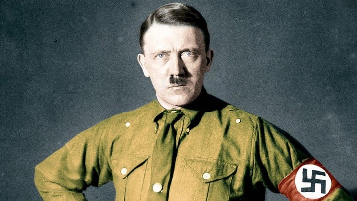 Adolf Hitler a color