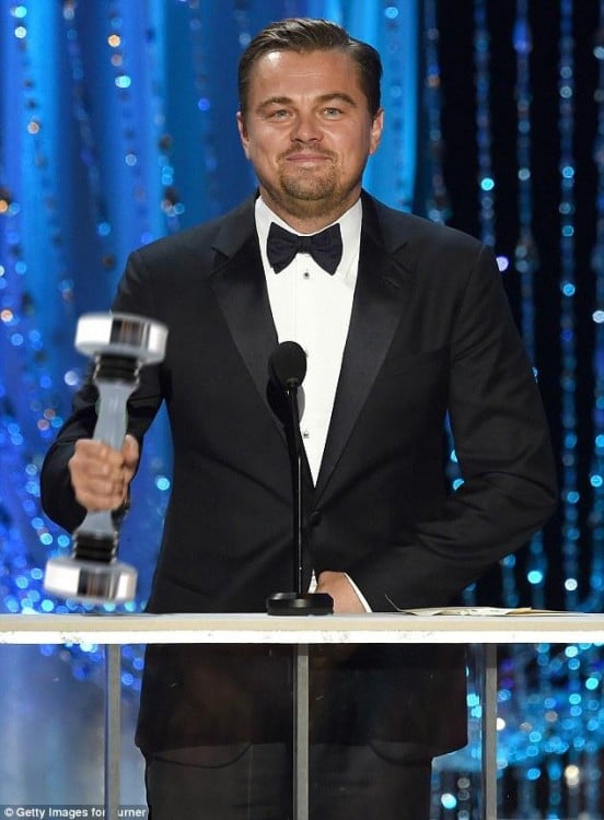 Dicaprio premio photoshop pesas