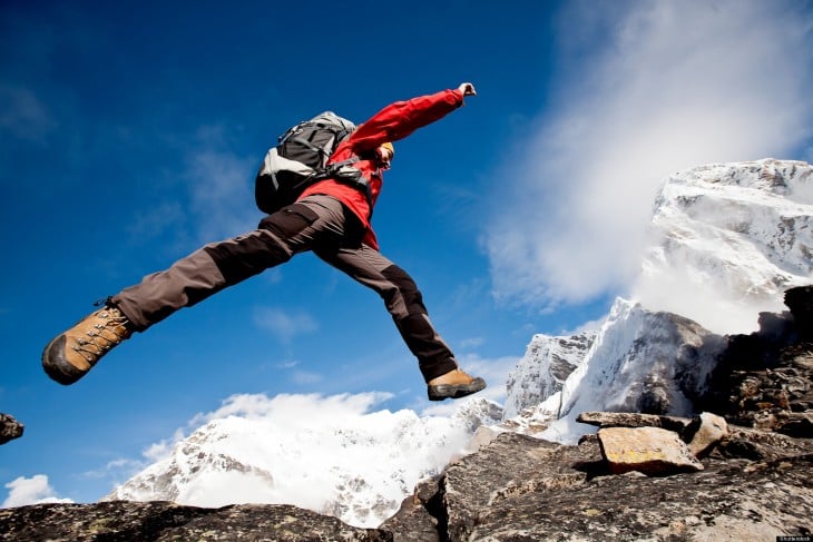 Salto en montaña