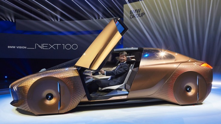 BMW Vision Next 100