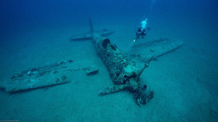 Avión encontrado bajo el mar