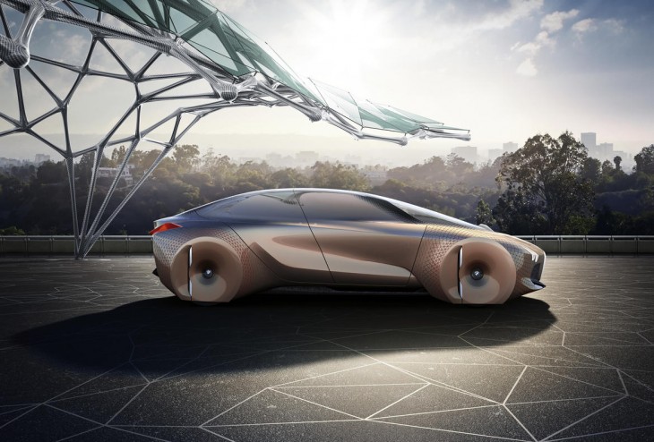 BMW Vision Next 100