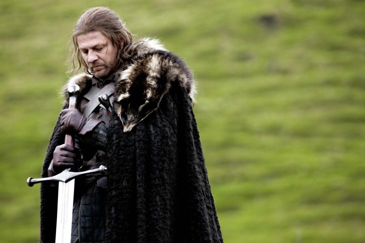 Ned Stark con espada