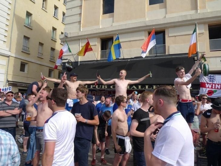 drinking people bar euro 2016