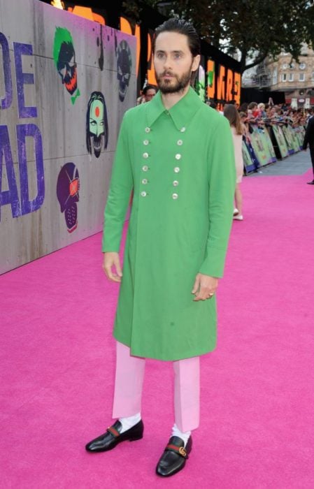 traje verde jared leto