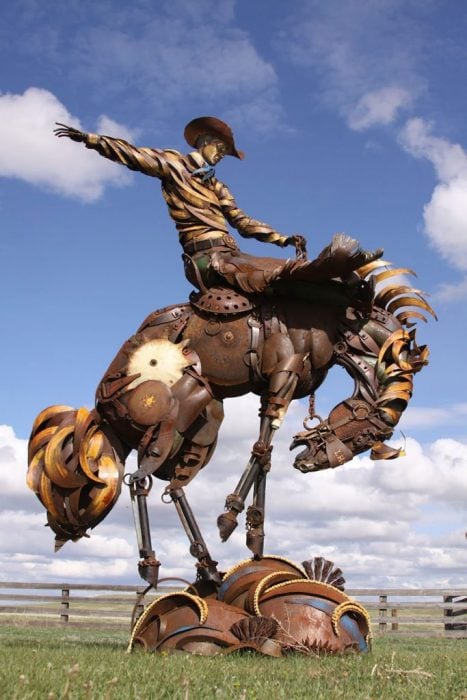 rodeo escultura