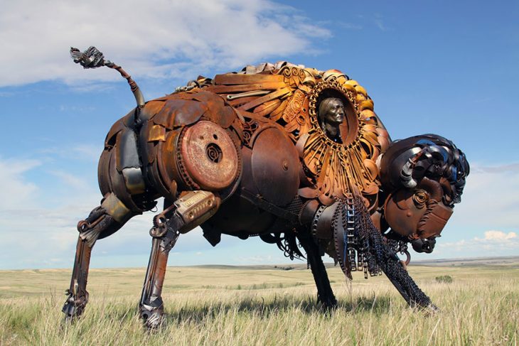 bufalo escultura