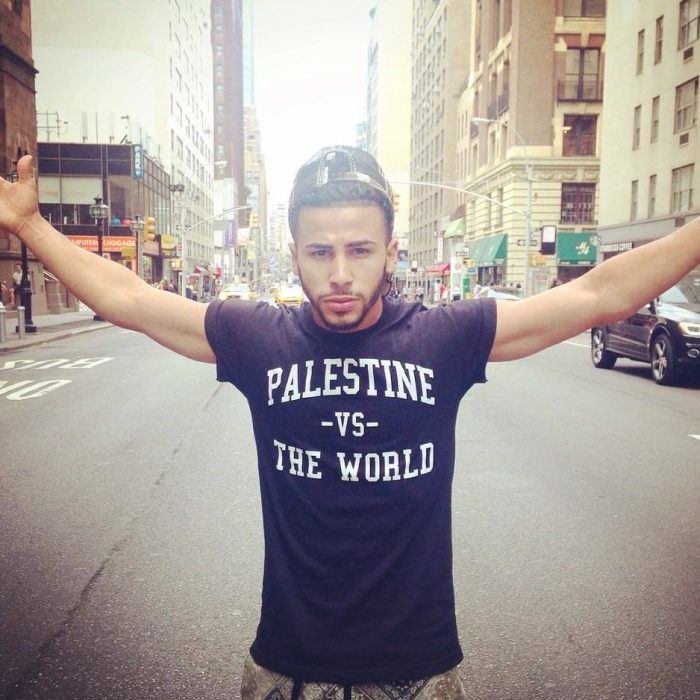 Adam Saleh en la calle