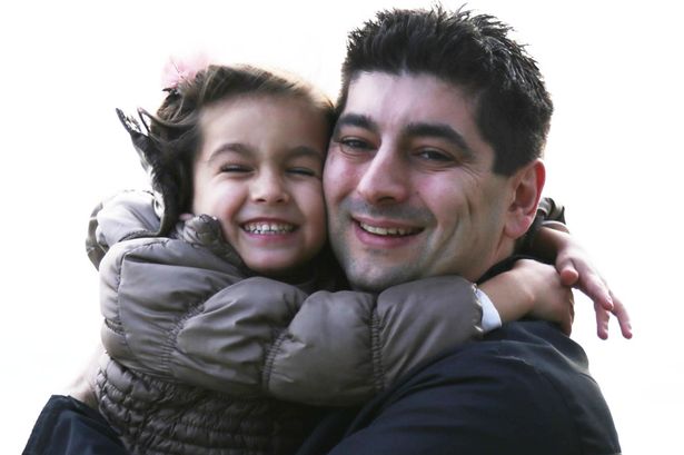 Padre e Hija felices de estar juntos