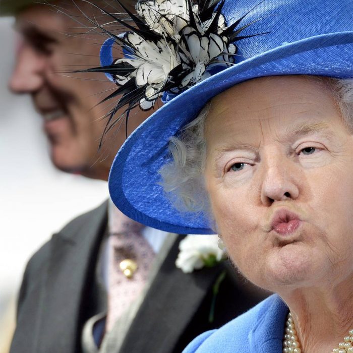 Trum y la reina Isabel duck face