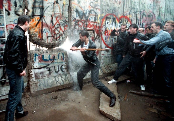 Derribando el Muro de Berlín