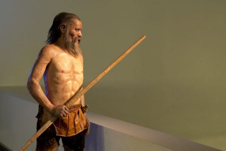 Ötzi con palo 