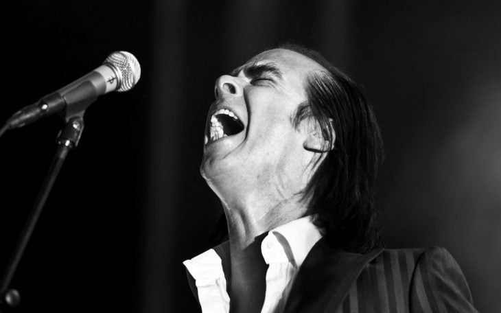 Nick Cave cantando