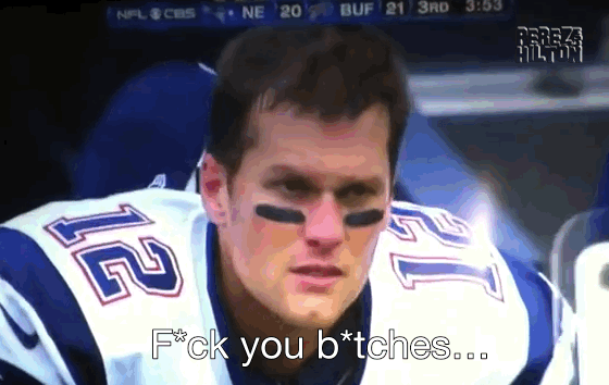 Brady maldiciendo