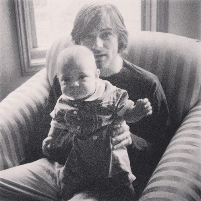 Kurt Cobain con su hija