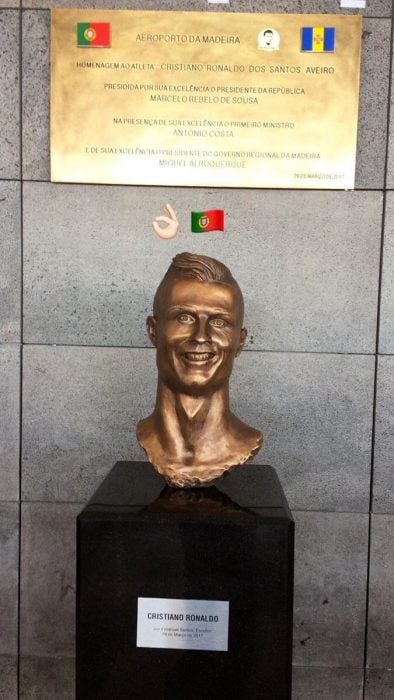 estatua ronaldo