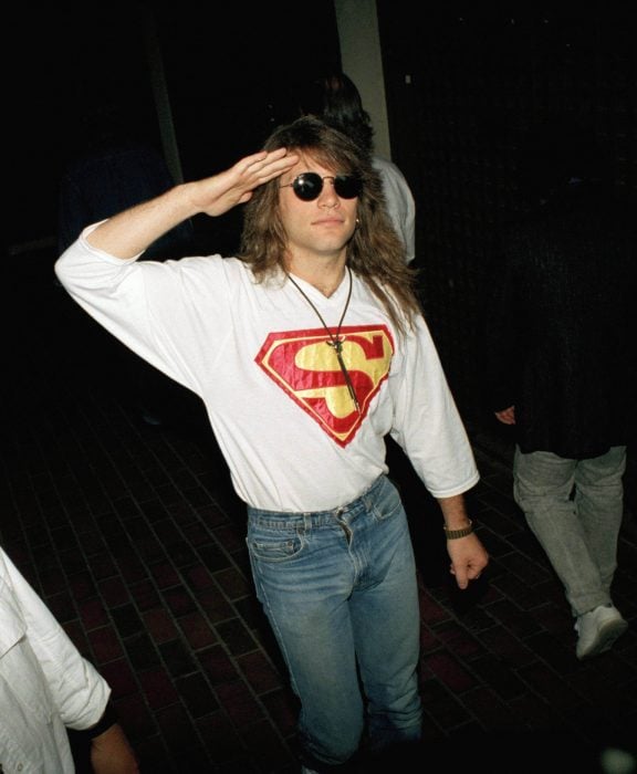 Bon Jovi joven camisa superman