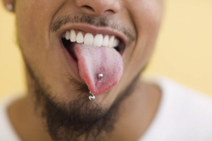 lengua piercing